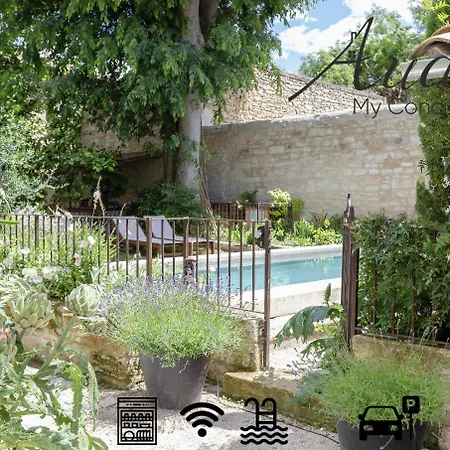 Mas De Charme - T2 Et D'hotes Avec Piscine & Jardin Bed & Breakfast