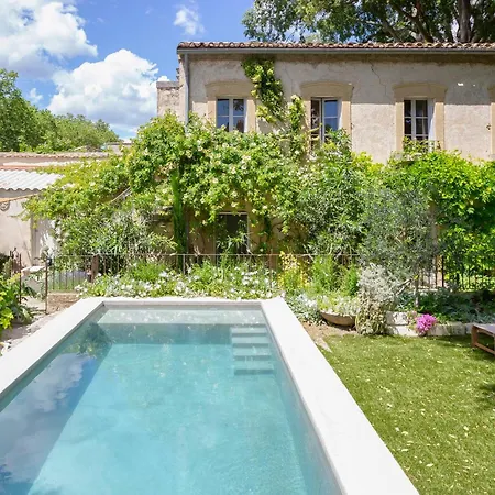 Mas De Charme - T2 Et D'hotes Avec Piscine & Jardin Bed & Breakfast 3*