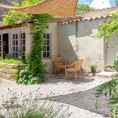 Mas De Charme - T2 Et D'hotes Avec Piscine & Jardin 3* Marsillargues