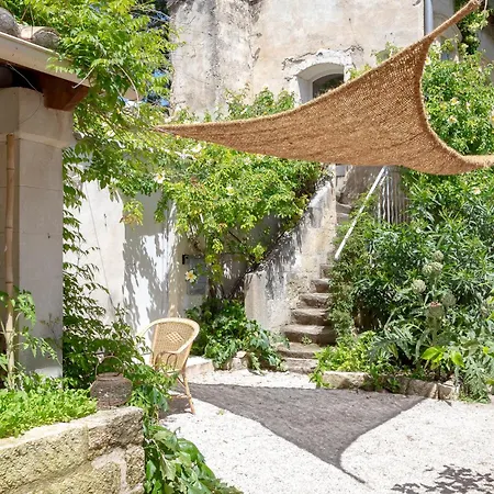 Bed & Breakfast Mas De Charme - T2 Et D'hotes Avec Piscine & Jardin Marsillargues