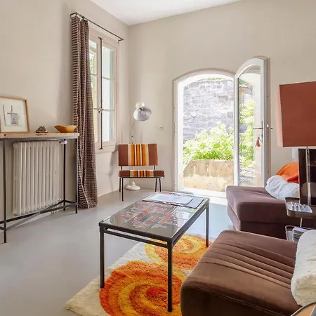 Mas De Charme - T2 Et D'hotes Avec Piscine & Jardin Bed & Breakfast